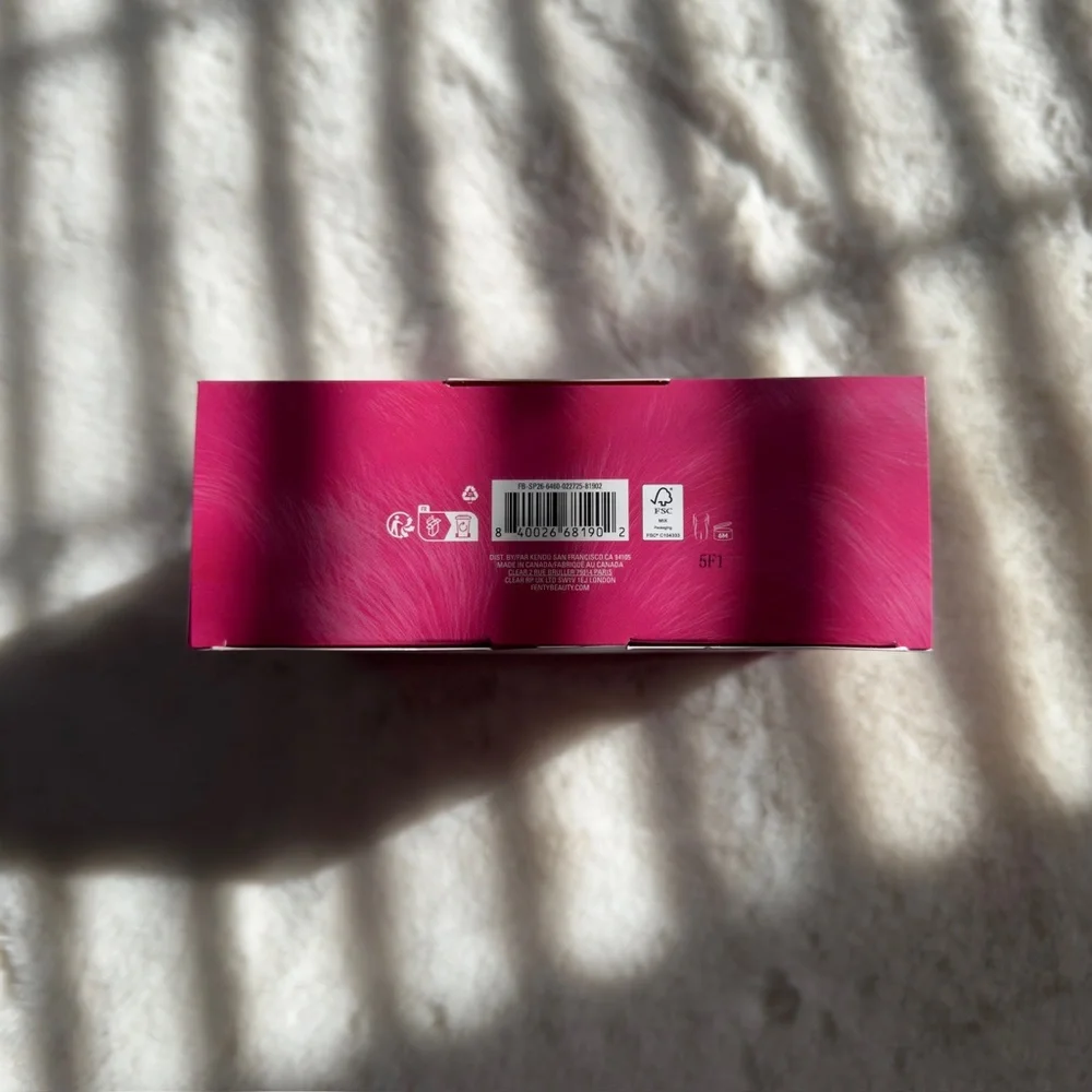 NIB Fenty Beauty WATTACRUSH Shimmer Heart Puff Fairy Bomb